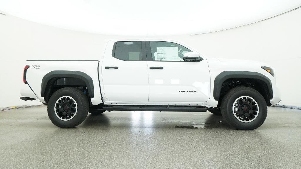 Thumbnail: 2025 Toyota Tacoma - 13