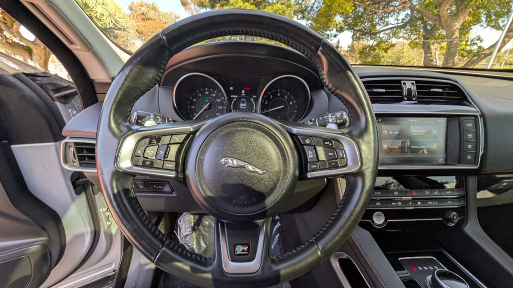 Used 2018 Jaguar F-PACE 25t R-Sport 4D Sport Utility