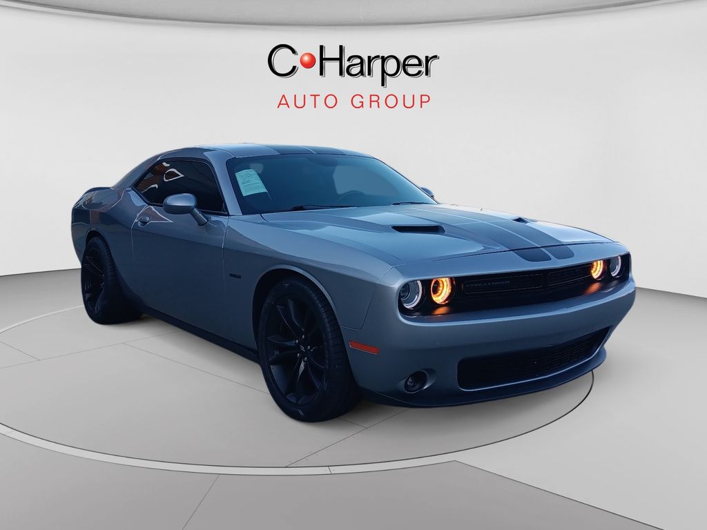 Silver (Billet Clearcoat) 2017 Dodge Challenger Coupe Rear-Wheel Drive 8-Speed Automatic