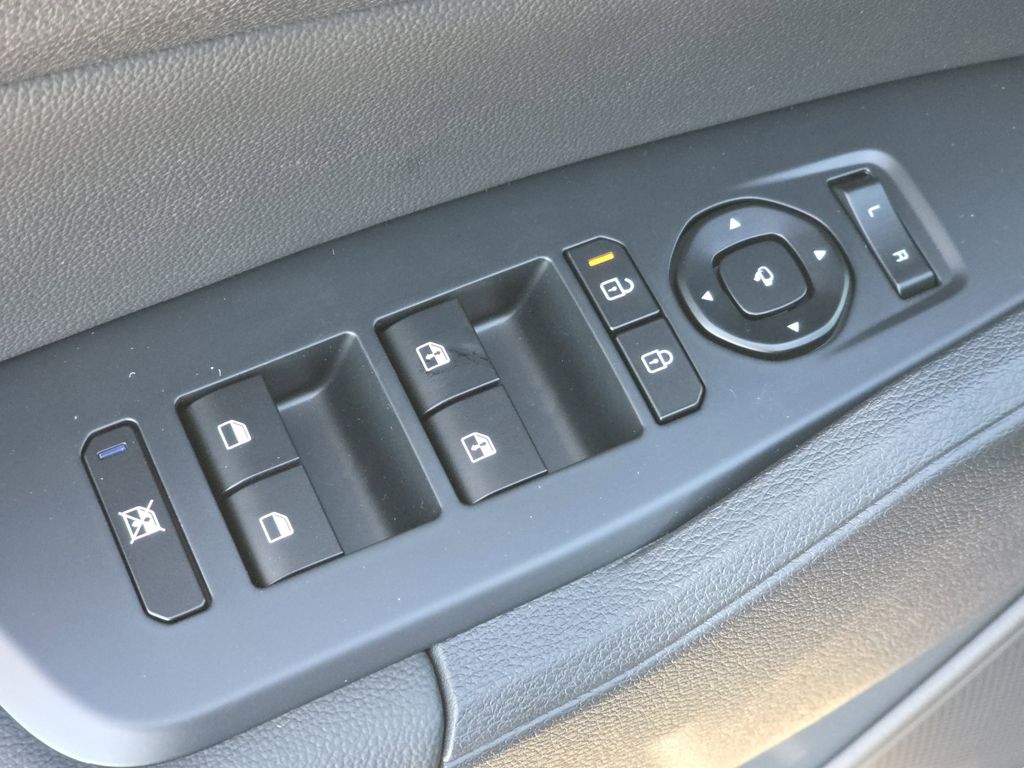 new 2026 Kia Sportage car, priced at $37,854