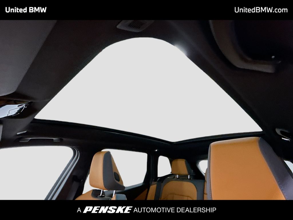 Thumbnail: 2026 BMW X3 - 12