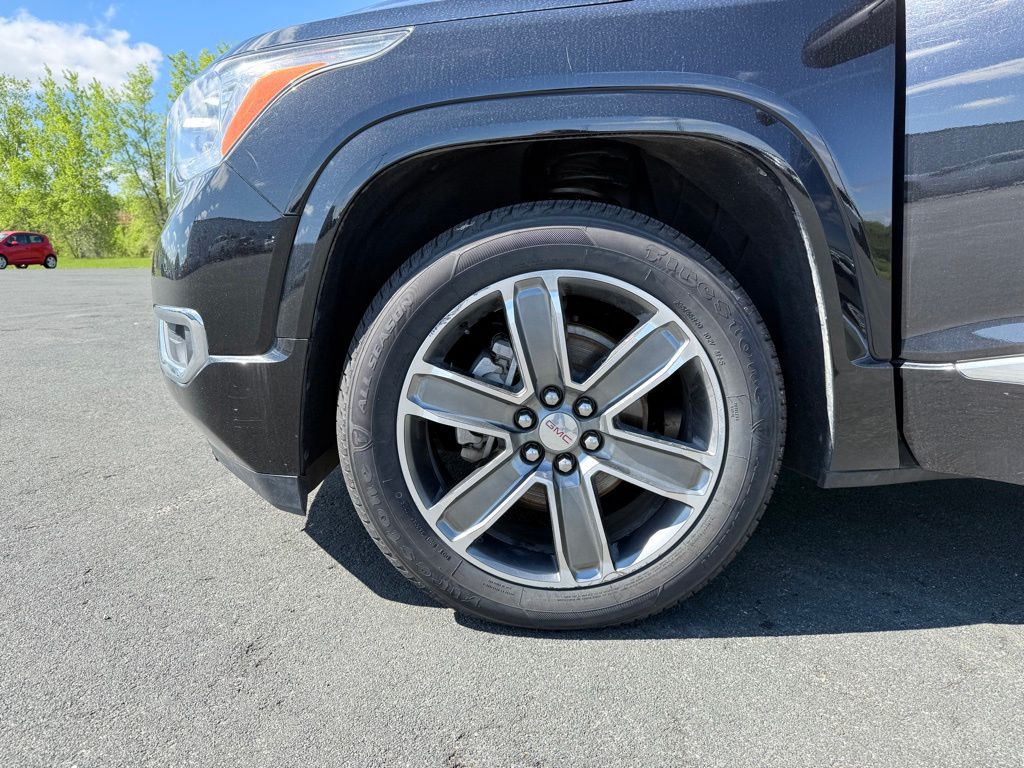 2017 GMC Acadia