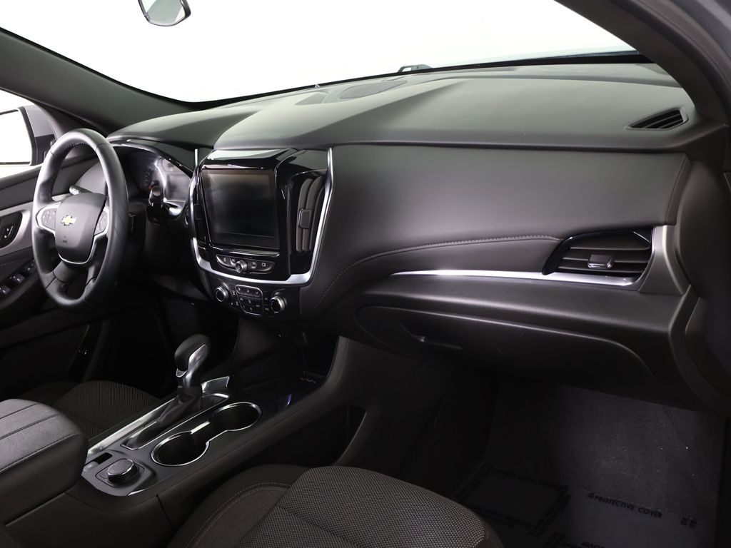 Used 2023 Gray Chevrolet LT image 28