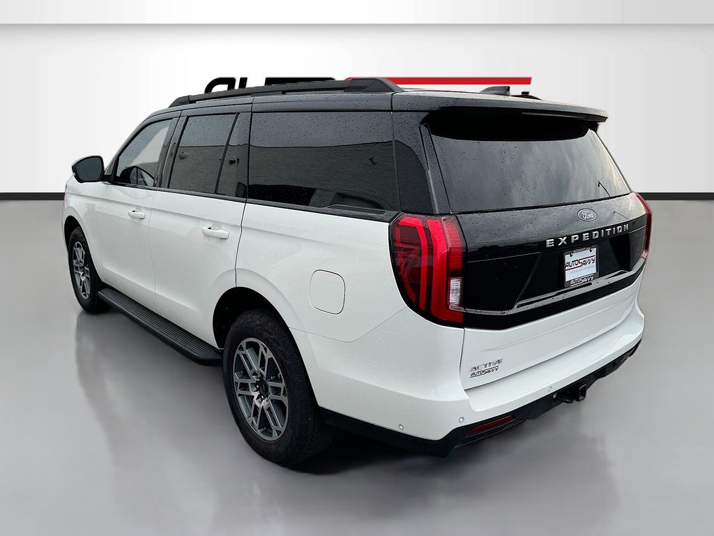 Used 2025 White Ford Active image 5