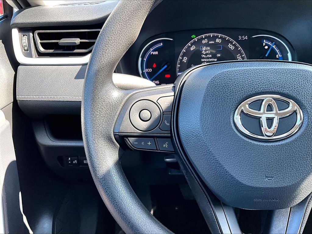 2024 Toyota RAV4 Hybrid — photo 22