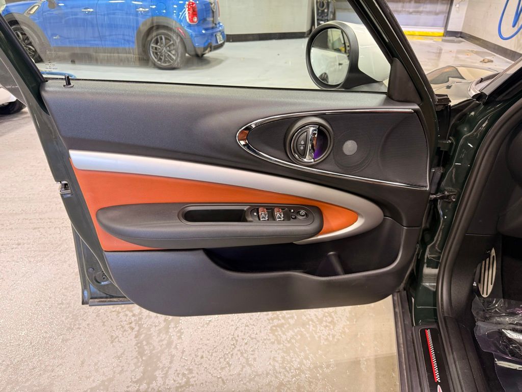 Thumbnail: 2023 MINI Cooper Clubman - 10