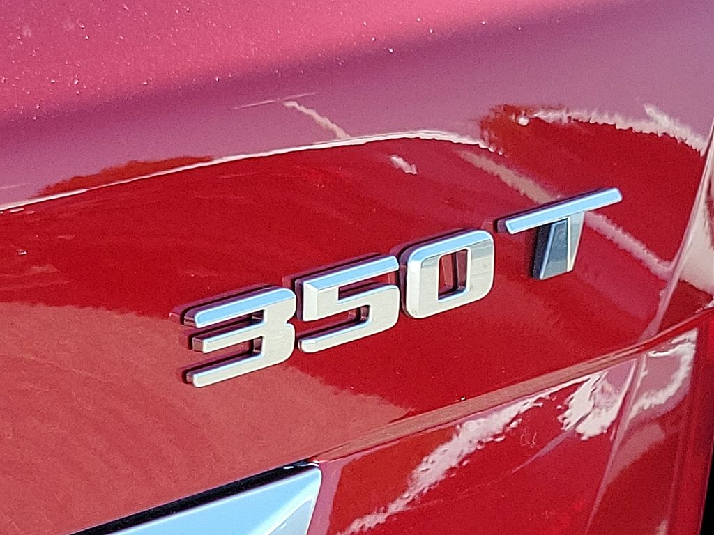 Thumbnail: 2025 Cadillac XT5 - 6