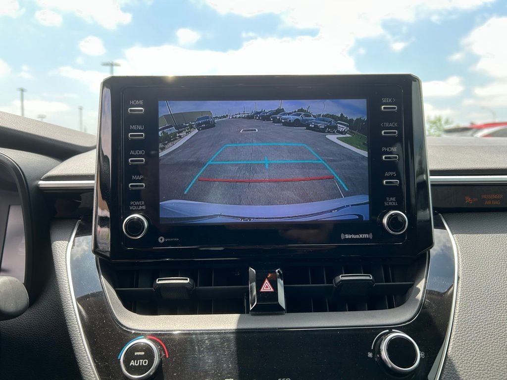 2021 Toyota Corolla LE 19