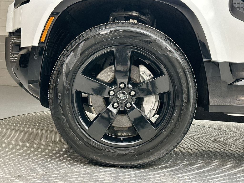 Thumbnail: 2025 Land Rover Defender - 17