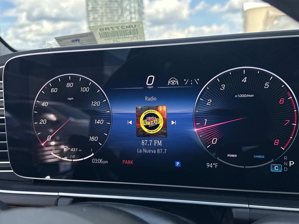 Thumbnail: 2026 Mercedes-Benz GLE - 29
