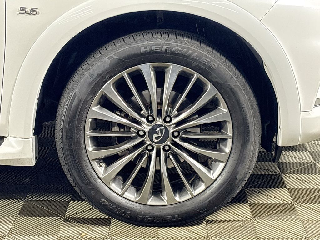 2019 INFINITI QX80 LUXE