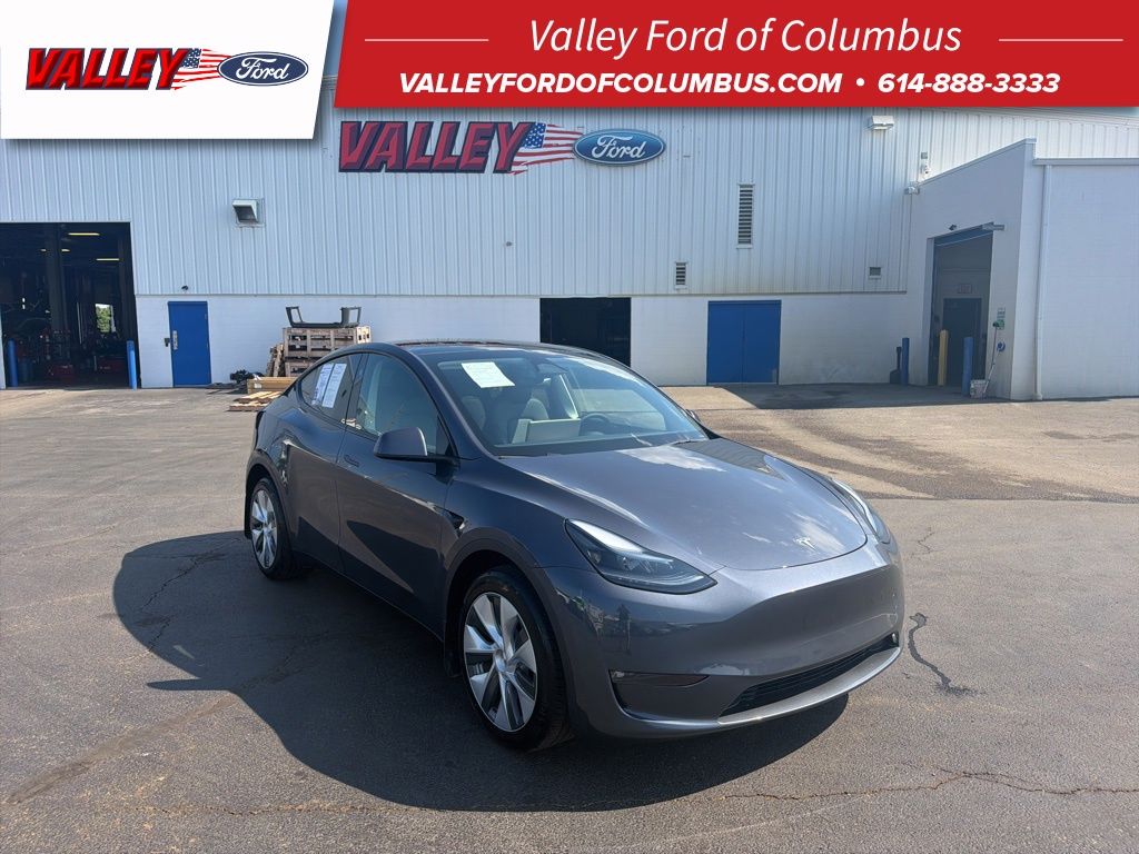 Midnight Silver Metallic 2023 Tesla Model Y Long Range AWD SUV / Crossover All-Wheel Drive 1-Speed Automatic