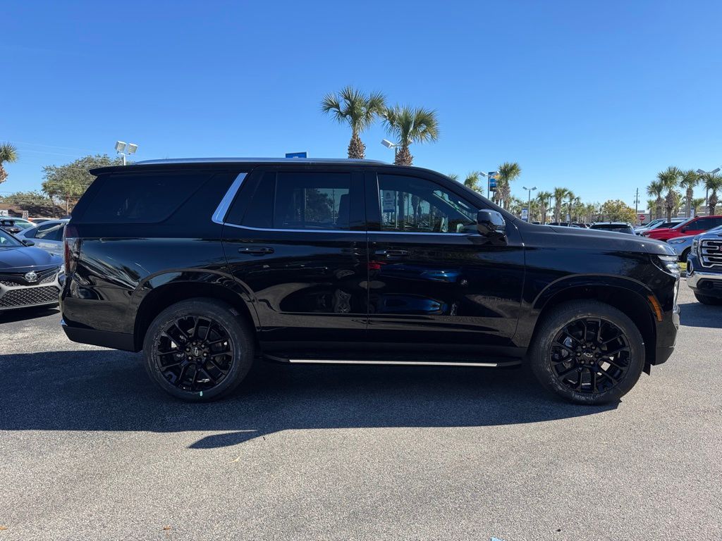 2025 Chevrolet Tahoe LS 9