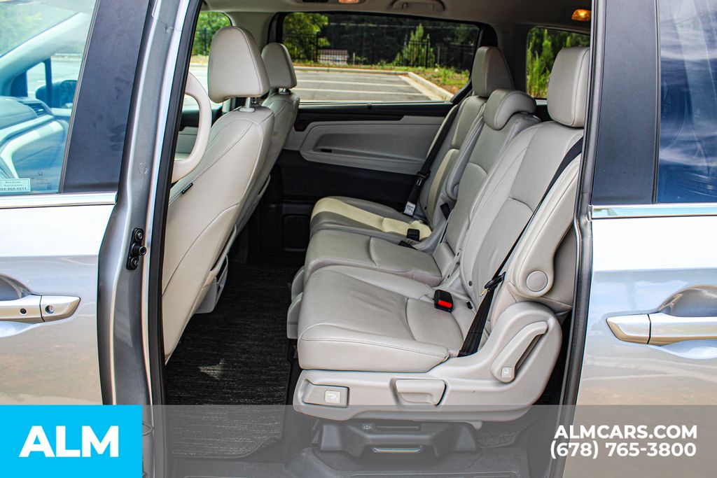 Used 2025 Blue Honda EX-L image 17