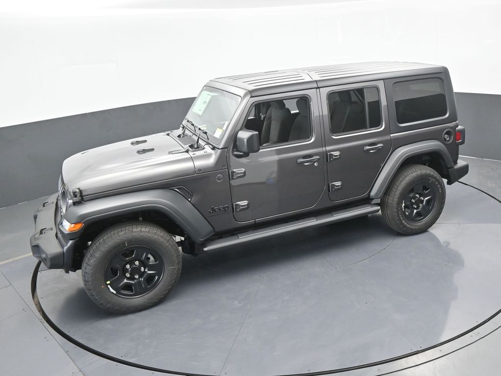 New 2026 Granite Crystal Metallic Clearcoat Jeep Sport image 38