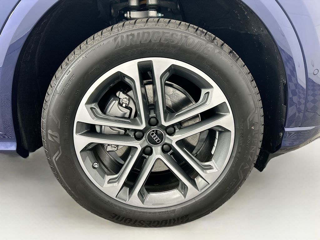 Thumbnail: 2025 Audi Q5 - 31