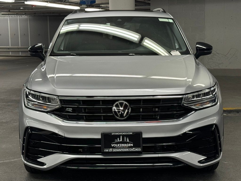 2023 Volkswagen Tiguan 2.0T SE R-Line Black 32