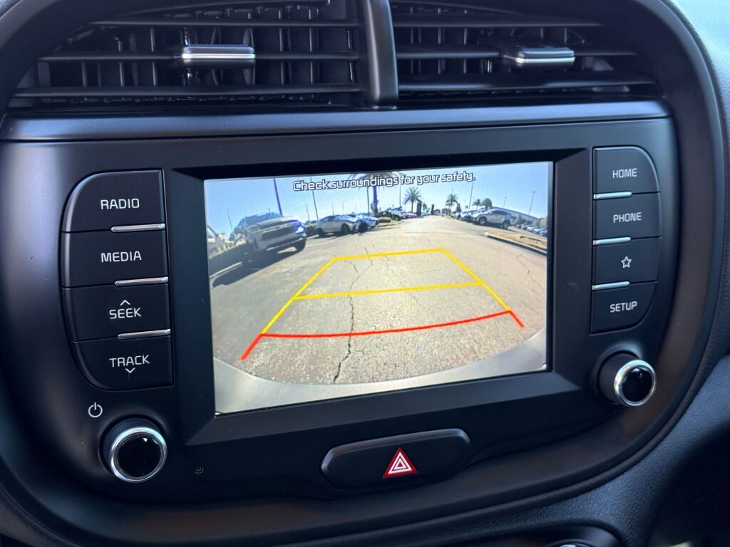 Thumbnail: 2020 Kia Soul - 24