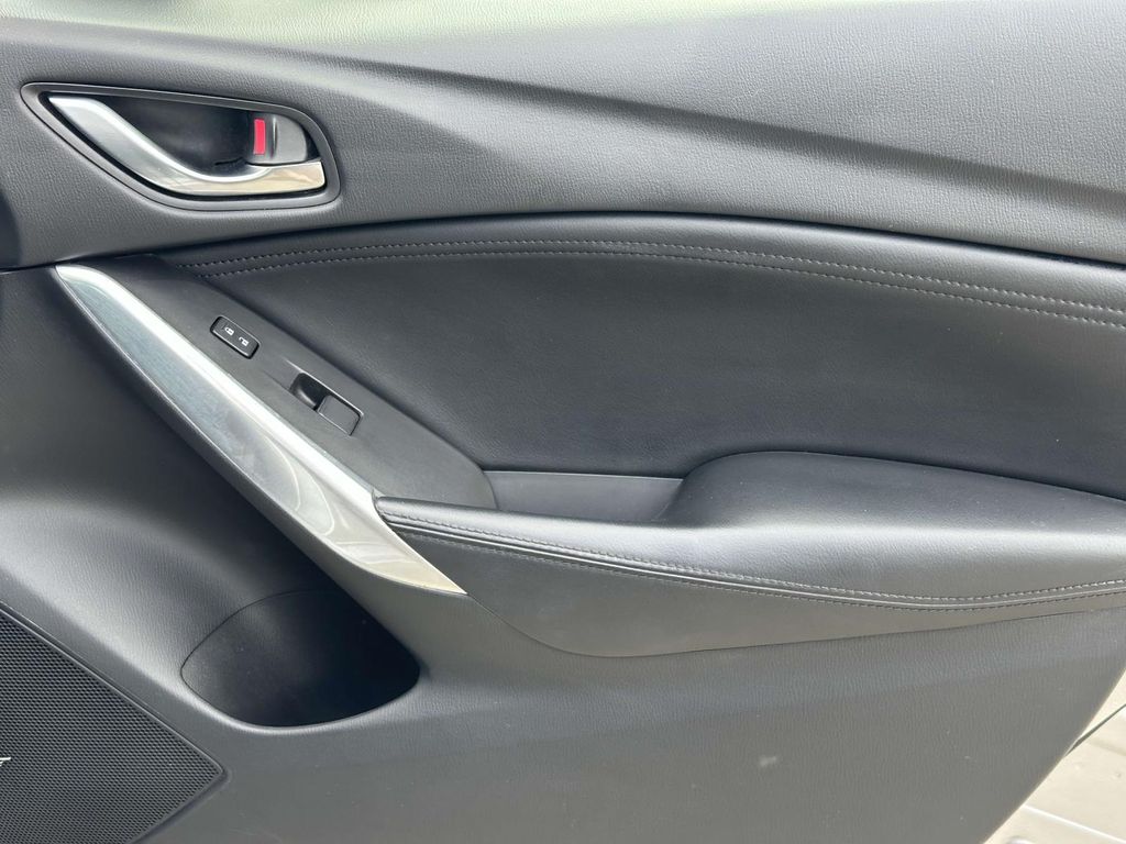 2014 Mazda Mazda6 i Touring 11
