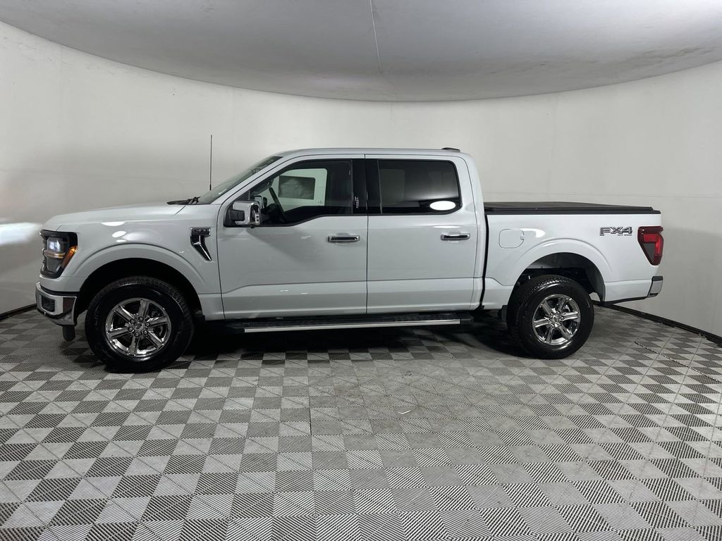 2024 Ford F-150 XLT 4