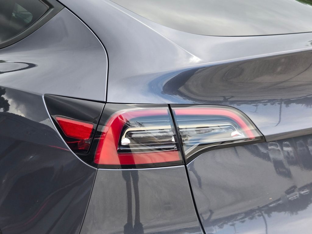 2023 Tesla Model Y - $27,987