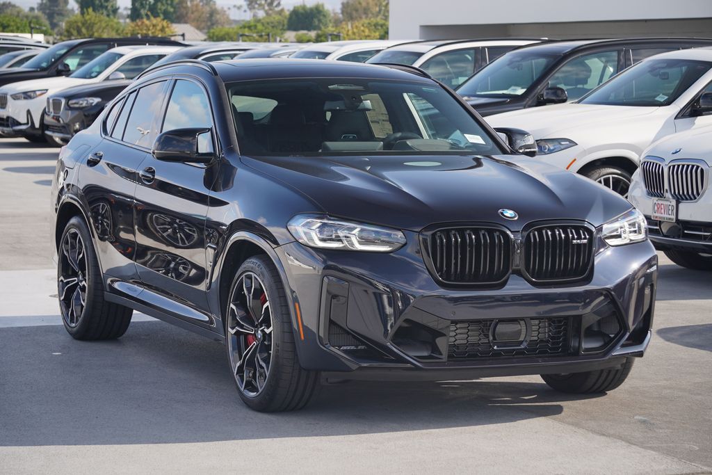 2025 BMW X4 M Base 3