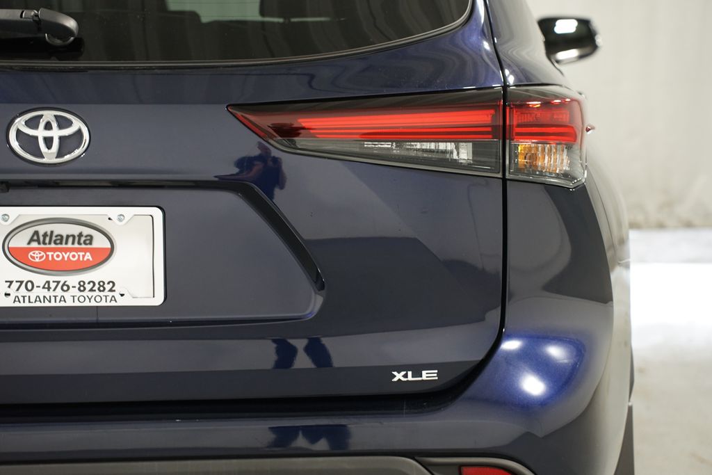 Thumbnail: 2024 Toyota Highlander - 10