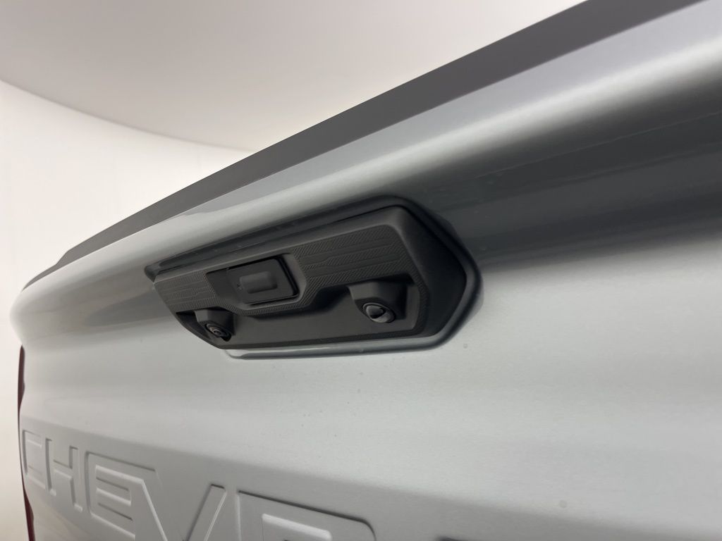 Thumbnail: 2026 Chevrolet Silverado 1500 - 20