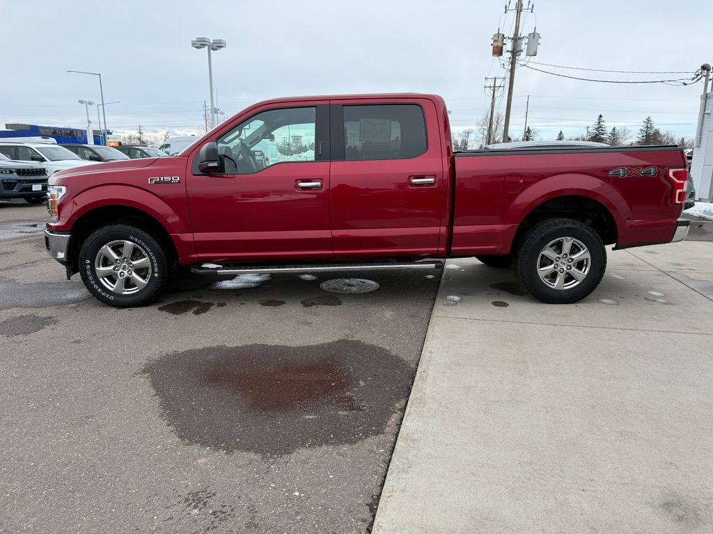 Used 2018 Red Ford XLT image 4