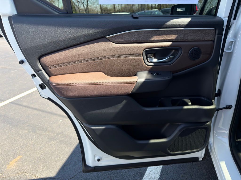 Thumbnail: 2026 Honda Pilot - 19