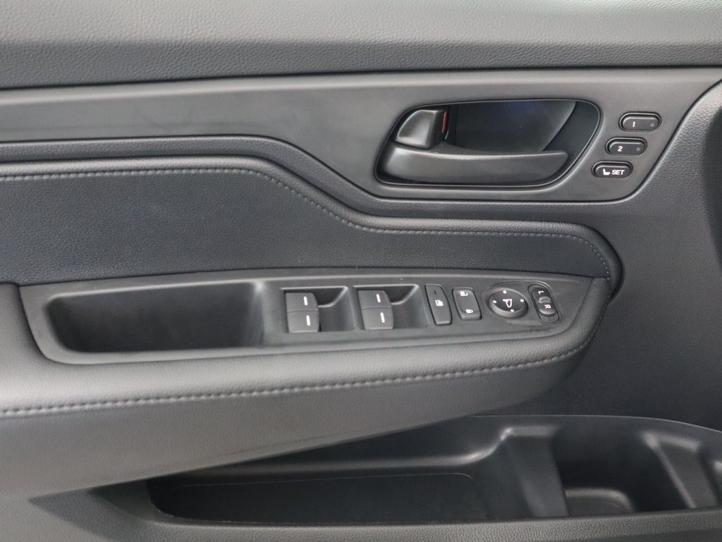 Thumbnail: 2026 Honda Odyssey - 24