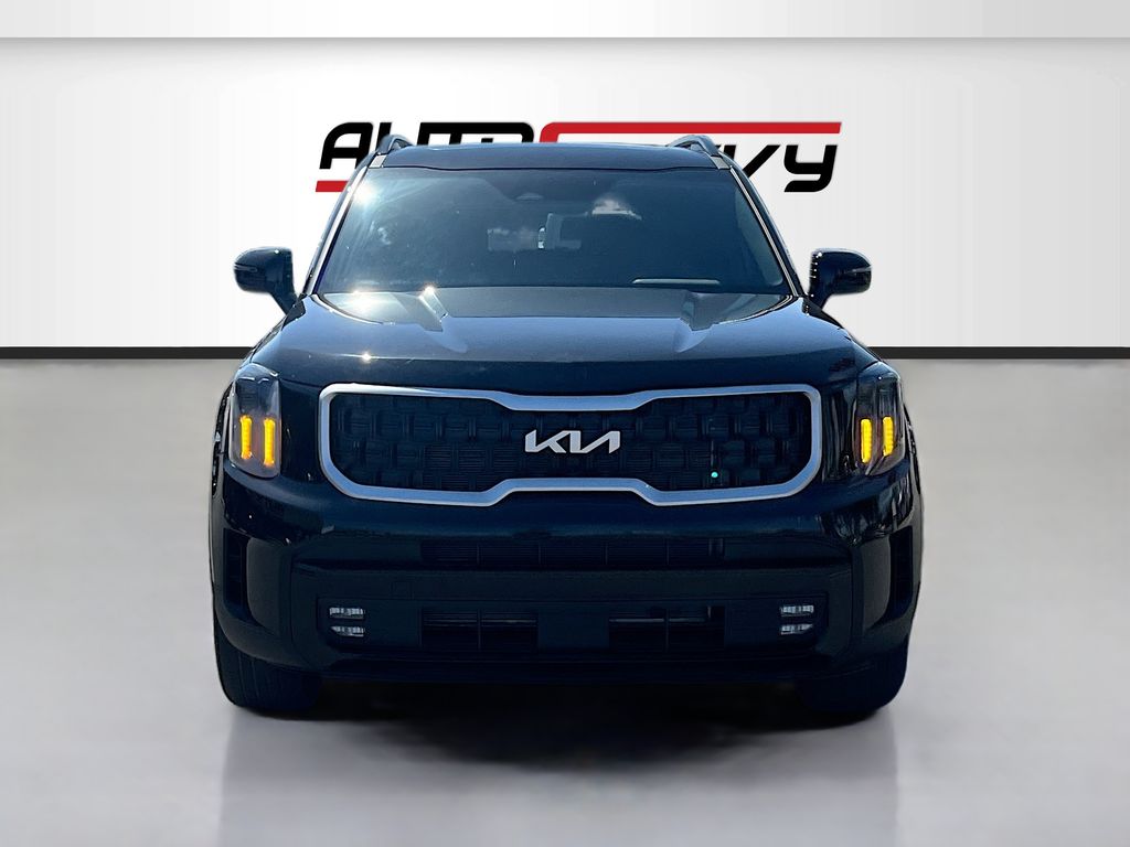 Used 2024 Black Kia SX X-Line image 2