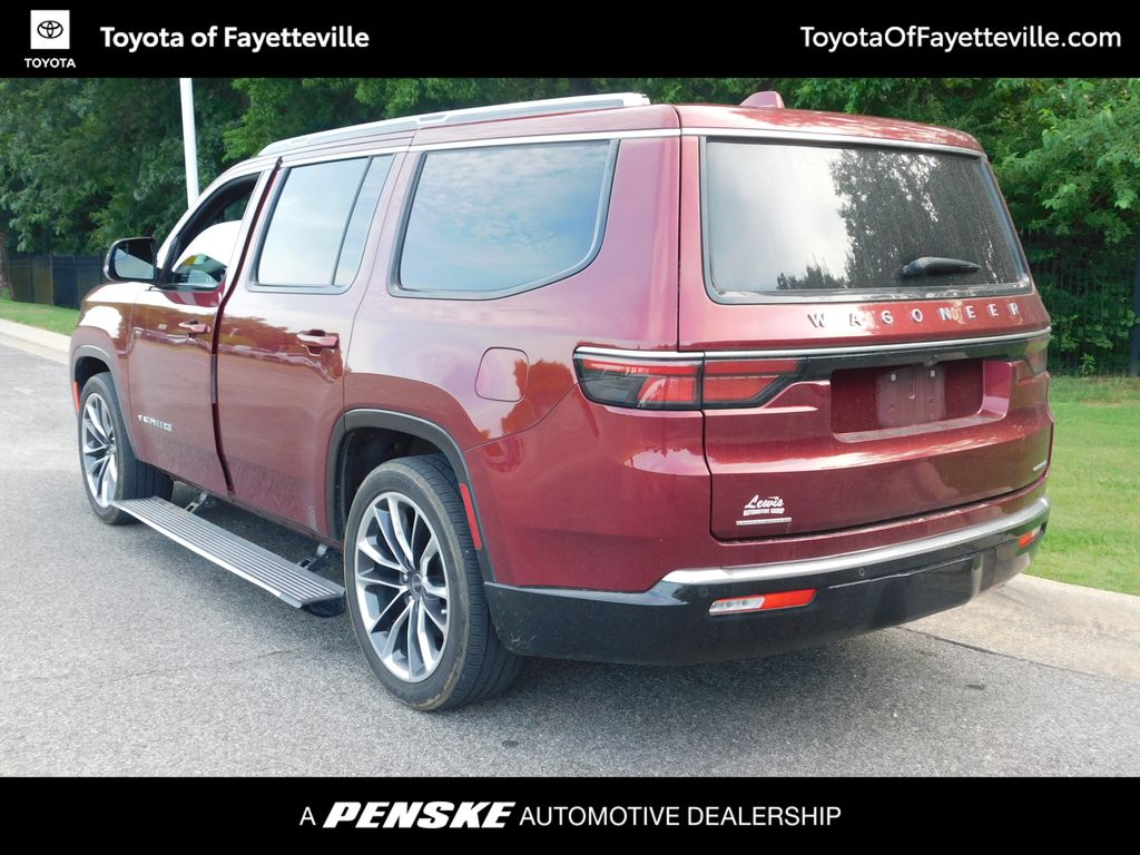 Thumbnail: 2022 Jeep Wagoneer - 3