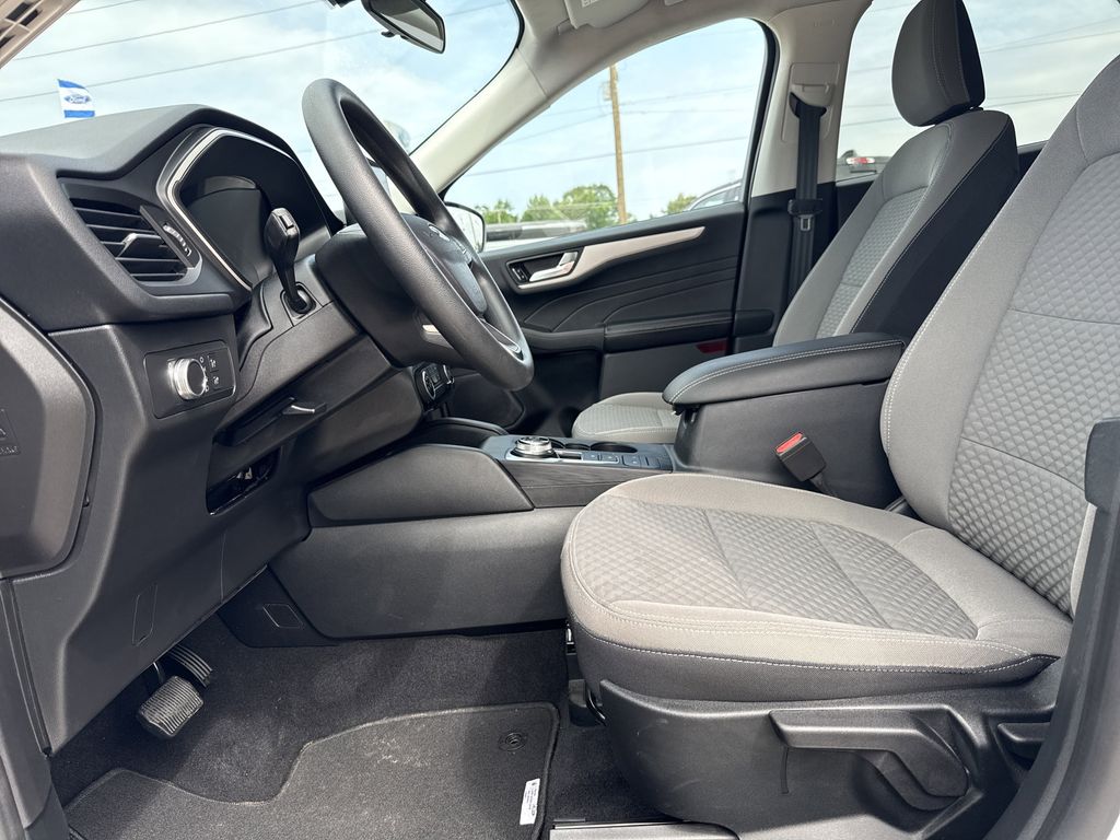 2021 Ford Escape SE - 11