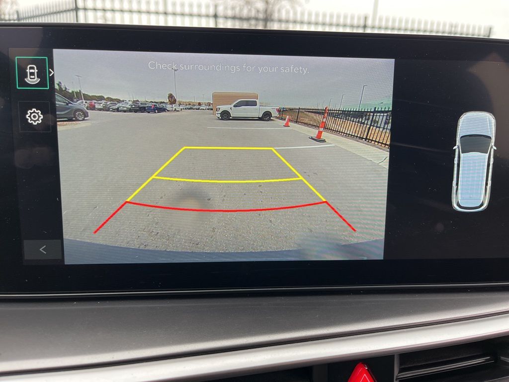 Thumbnail: 2024 Kia Sorento - 22