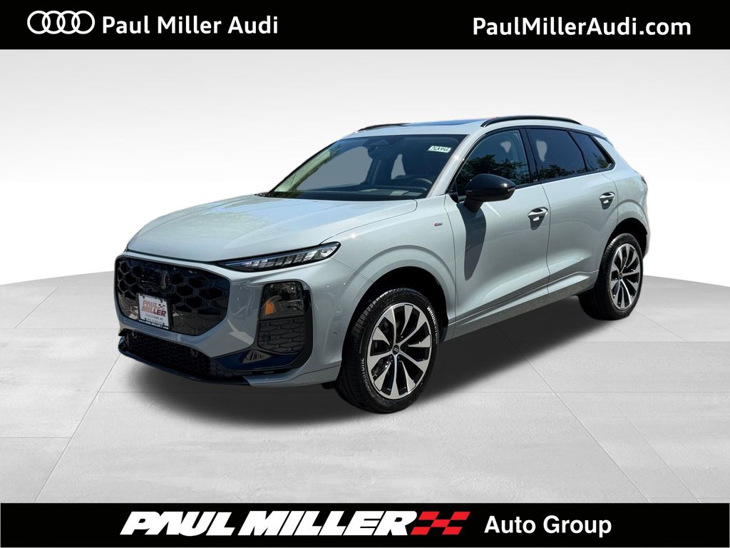 Arrow Gray Pearl Effect 2026 Audi Q3 quattro S Line TFSI SUV / Crossover All-Wheel Drive 7-Speed Automatic