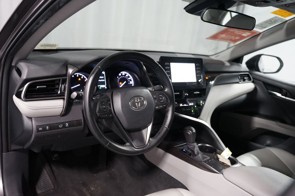 Thumbnail: 2022 Toyota Camry - 7