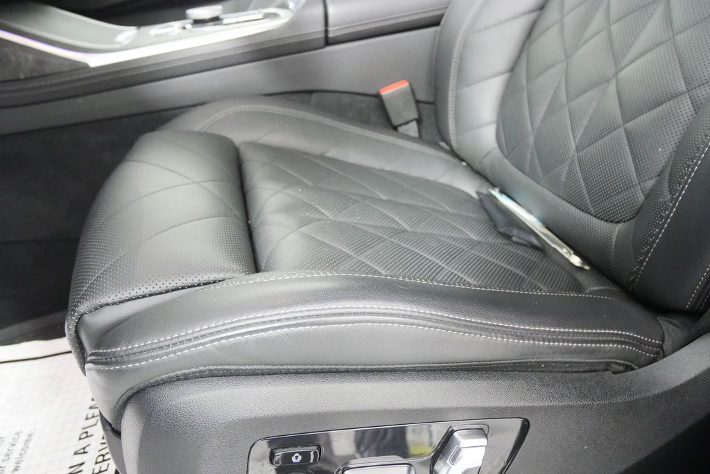 Thumbnail: 2023 BMW X7 - 8