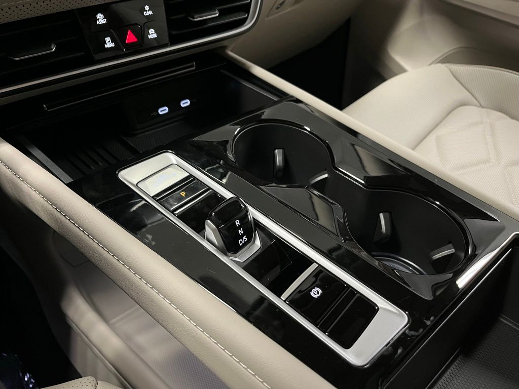 2026 Volkswagen Atlas SE w/Tech - Photo 14