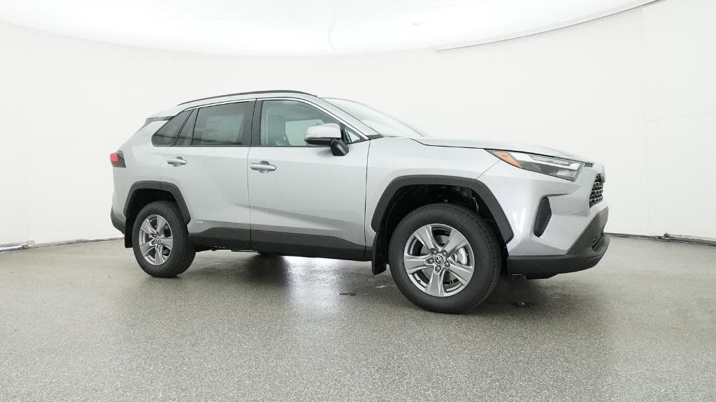 Thumbnail: 2025 Toyota RAV4 - 25