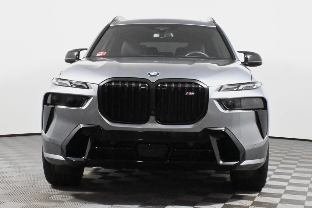 2024 BMW X7 M60i 10