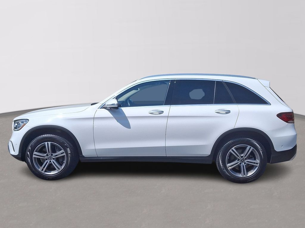2021 Mercedes-Benz GLC 300 7