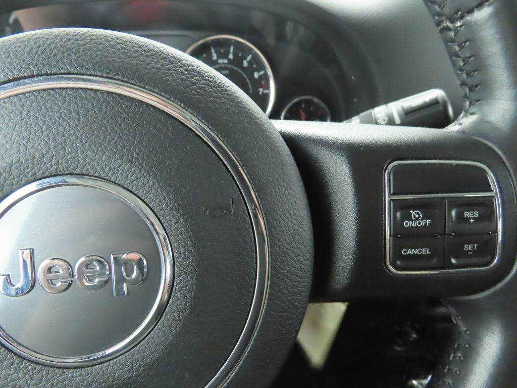 2016 Jeep Wrangler Unlimited Sport 12