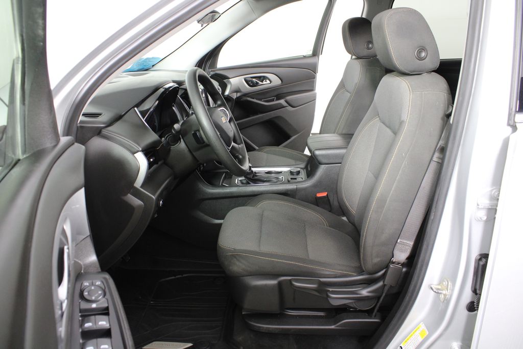 Used 2021 Chevrolet Traverse for sale in 