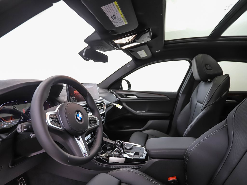 2025 BMW X4 xDrive30i 10