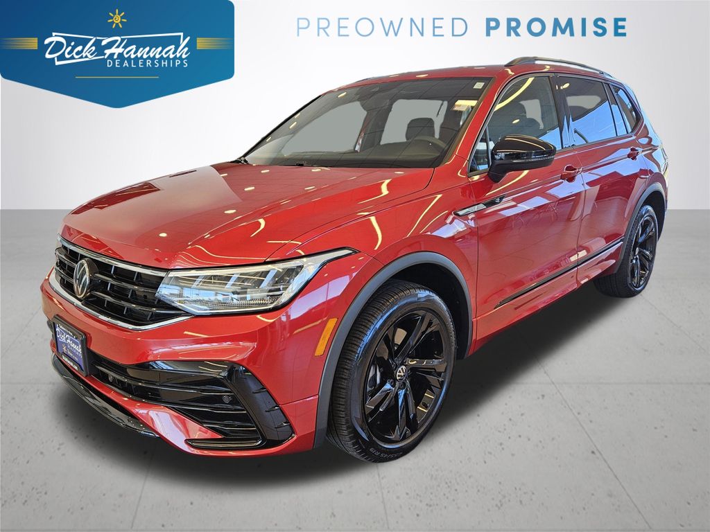 Red Metallic 2024 Volkswagen Tiguan SE R-Line Black 4Motion SUV / Crossover All-Wheel Drive 8-Speed Automatic