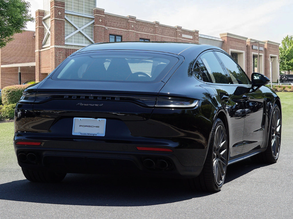 Thumbnail: 2023 Porsche Panamera - 6