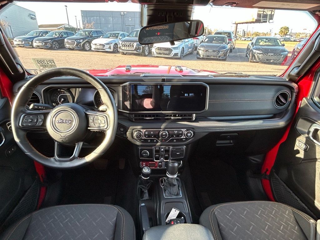 Used 2025 Red Jeep Mojave image 10
