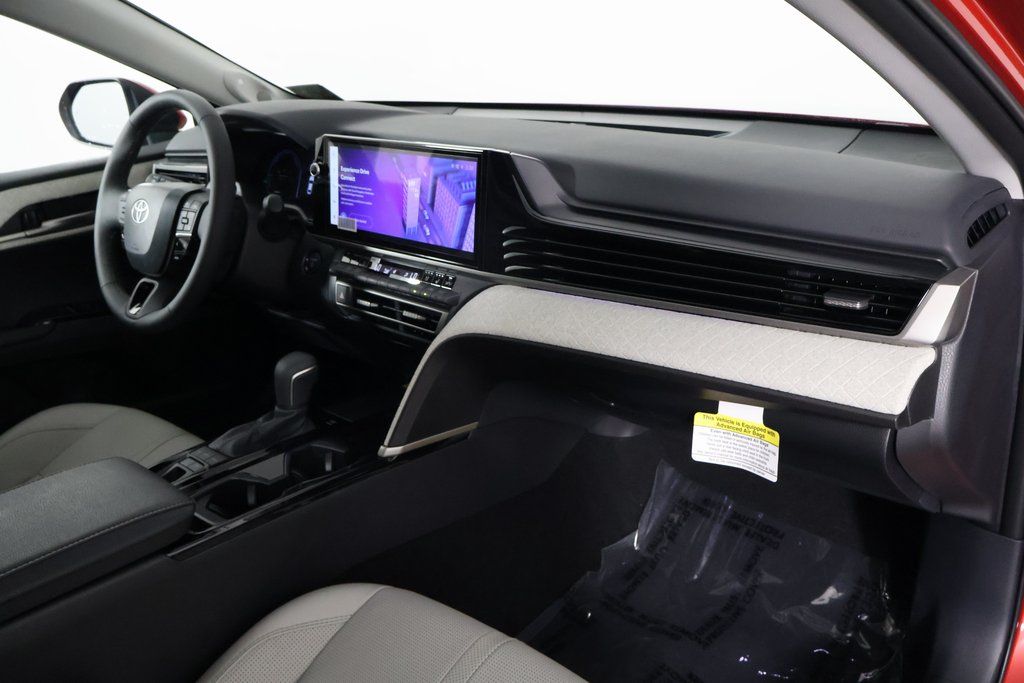 Thumbnail: 2025 Toyota Camry - 9