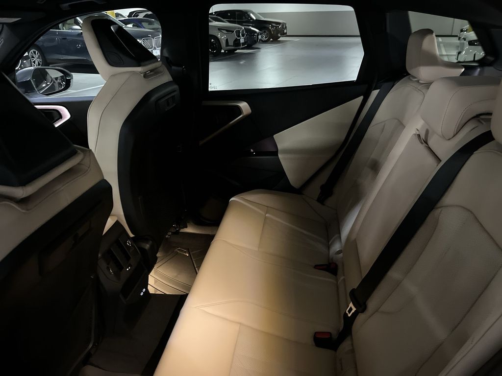 Thumbnail: 2025 BMW X3 - 23
